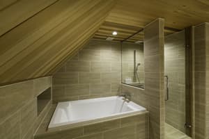 thumbnail: Jetted tub