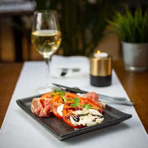 thumbnail: Dining