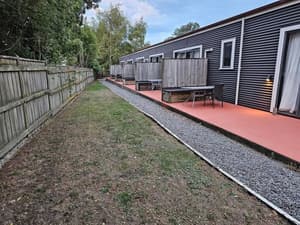 thumbnail: Exterior