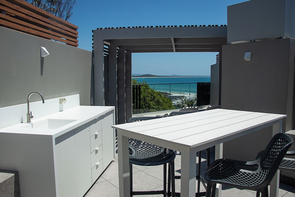 Beach/ocean view