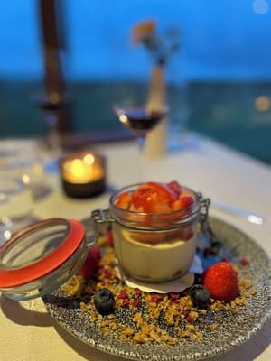 thumbnail: Restaurant