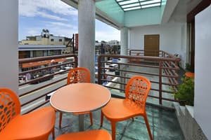 thumbnail: Balcony