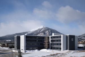 thumbnail: Exterior