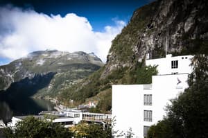 thumbnail: Exterior detail
