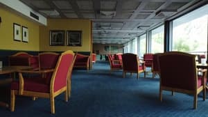 thumbnail: Lounge