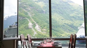 thumbnail: Restaurant