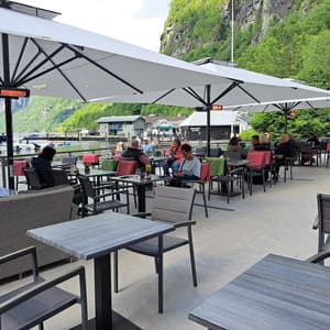 thumbnail: Restaurant