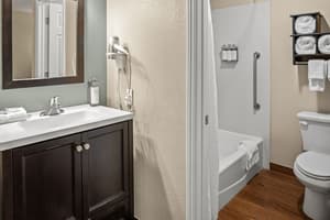 thumbnail: Bathroom