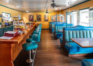 thumbnail: Restaurant
