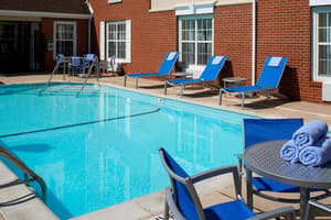 thumbnail: Outdoor pool