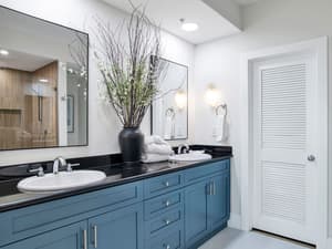 thumbnail: Bathroom