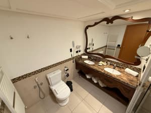 thumbnail: Bathroom