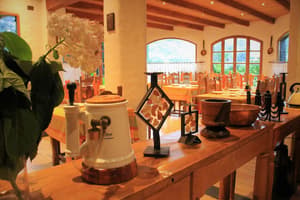 thumbnail: Interior
