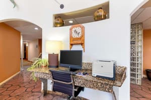 thumbnail: Business center