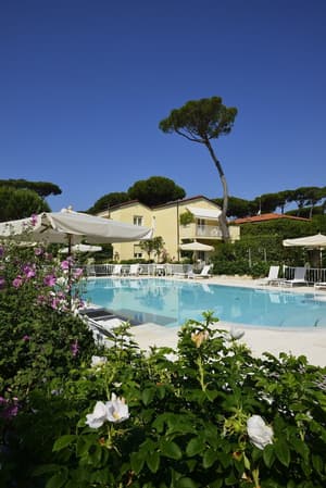 thumbnail: Outdoor pool