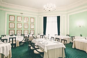 thumbnail: Restaurant