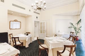 thumbnail: Restaurant