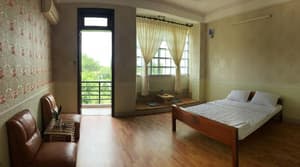 thumbnail: General view