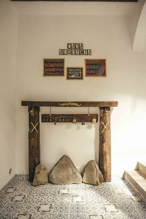 thumbnail: Interior detail