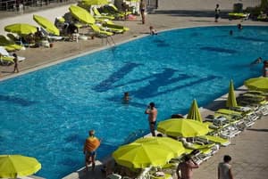 thumbnail: Pool