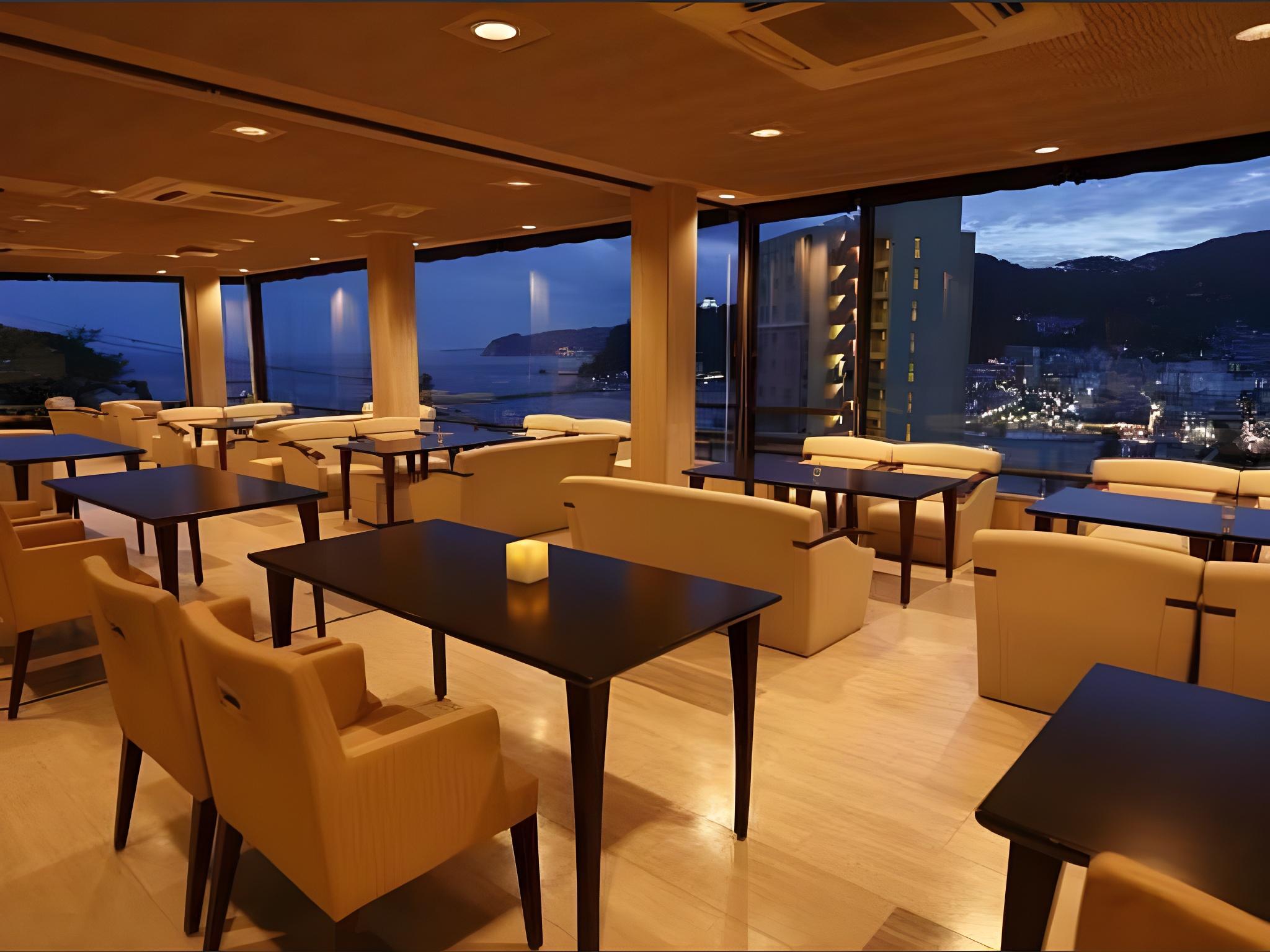 Restaurant-cafeteria