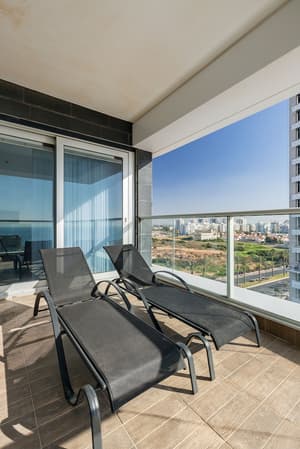 thumbnail: Balcony