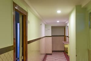 thumbnail: Interior detail