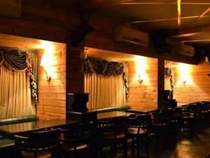 thumbnail: Dining