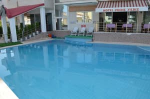 thumbnail: Outdoor pool