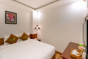 thumbnail: Room