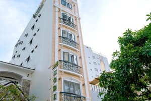 thumbnail: Exterior