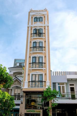 thumbnail: Exterior