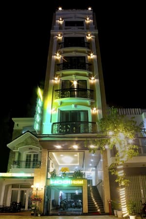 thumbnail: Front of property