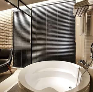 thumbnail: Deep soaking bathtub