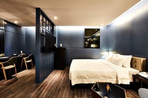 thumbnail: Room