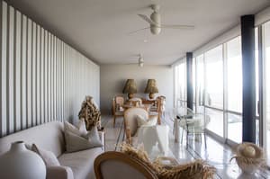 thumbnail: Lobby sitting area