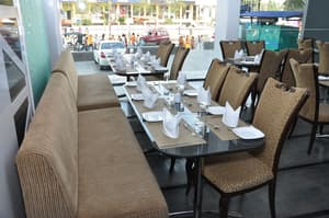 thumbnail: Restaurant