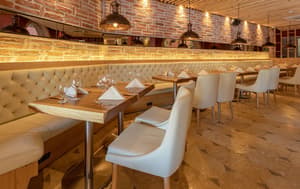 thumbnail: Restaurant
