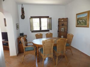 thumbnail: In-room dining