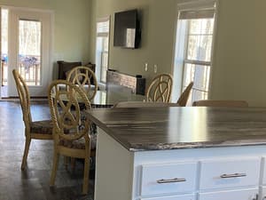 thumbnail: In-room dining