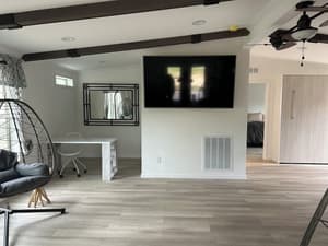 thumbnail: Living area