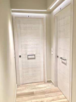 thumbnail: Interior