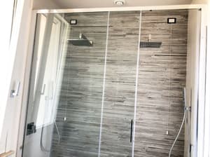 thumbnail: Bathroom shower