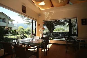 thumbnail: Interior