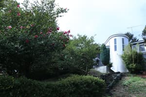 thumbnail: Exterior