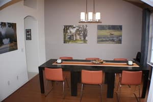 thumbnail: In-room dining