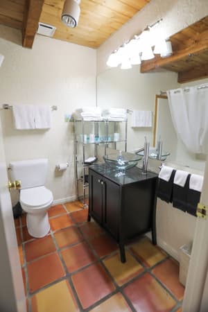 thumbnail: Bathroom