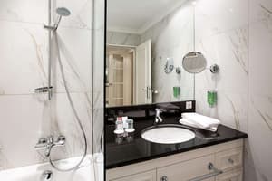 thumbnail: Bathroom