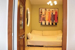 thumbnail: Living area