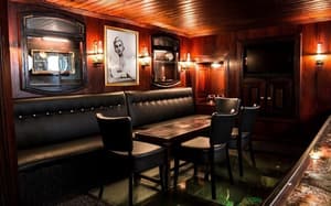 thumbnail: Bar (on property)
